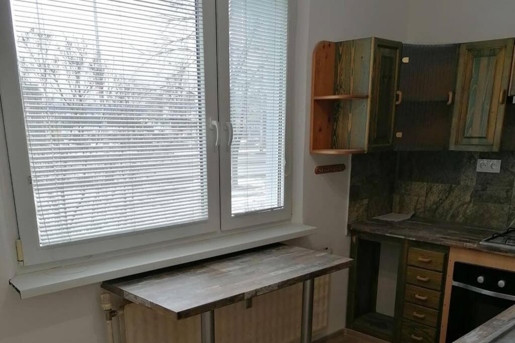 Apartman Blizko Hlavnej Stanice A Centra Mesta Bardejov Exterior photo